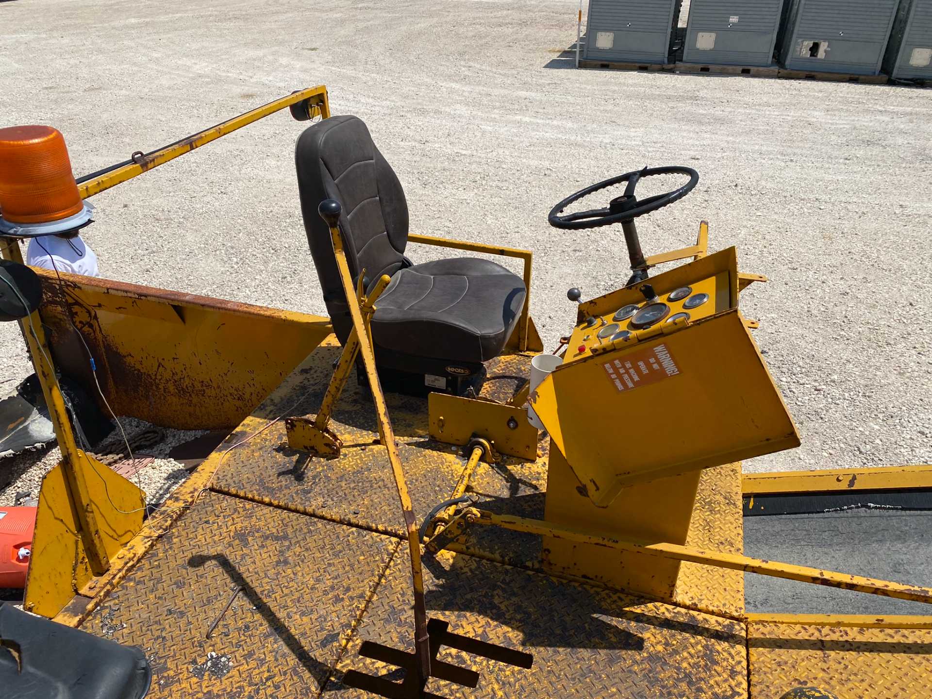 USED W.H. Manufacturing Spread King WH Chip Spreader w/hopper attachment 1385.2 Hours