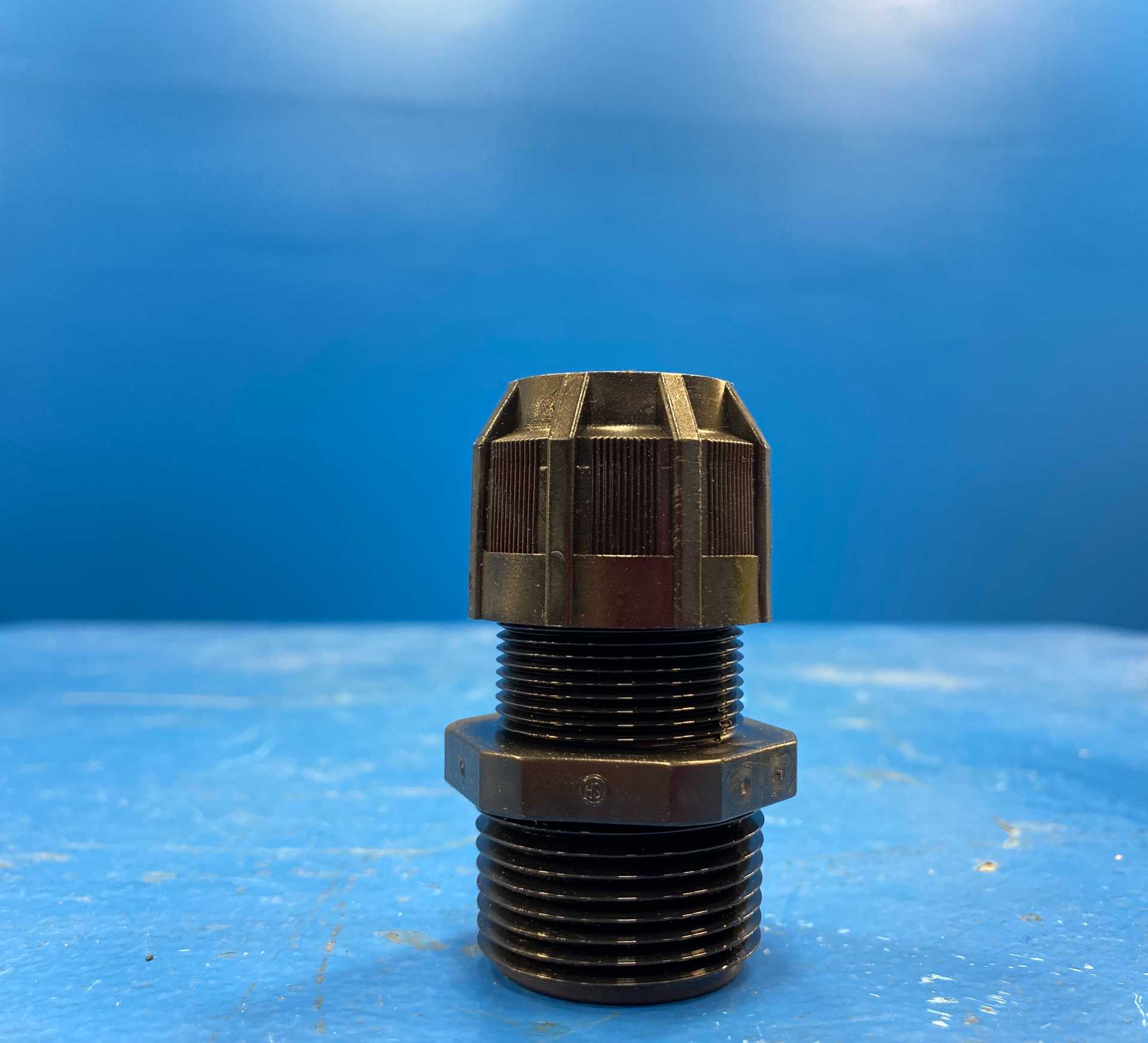 1 Inch Strain Relief Cord Connector 