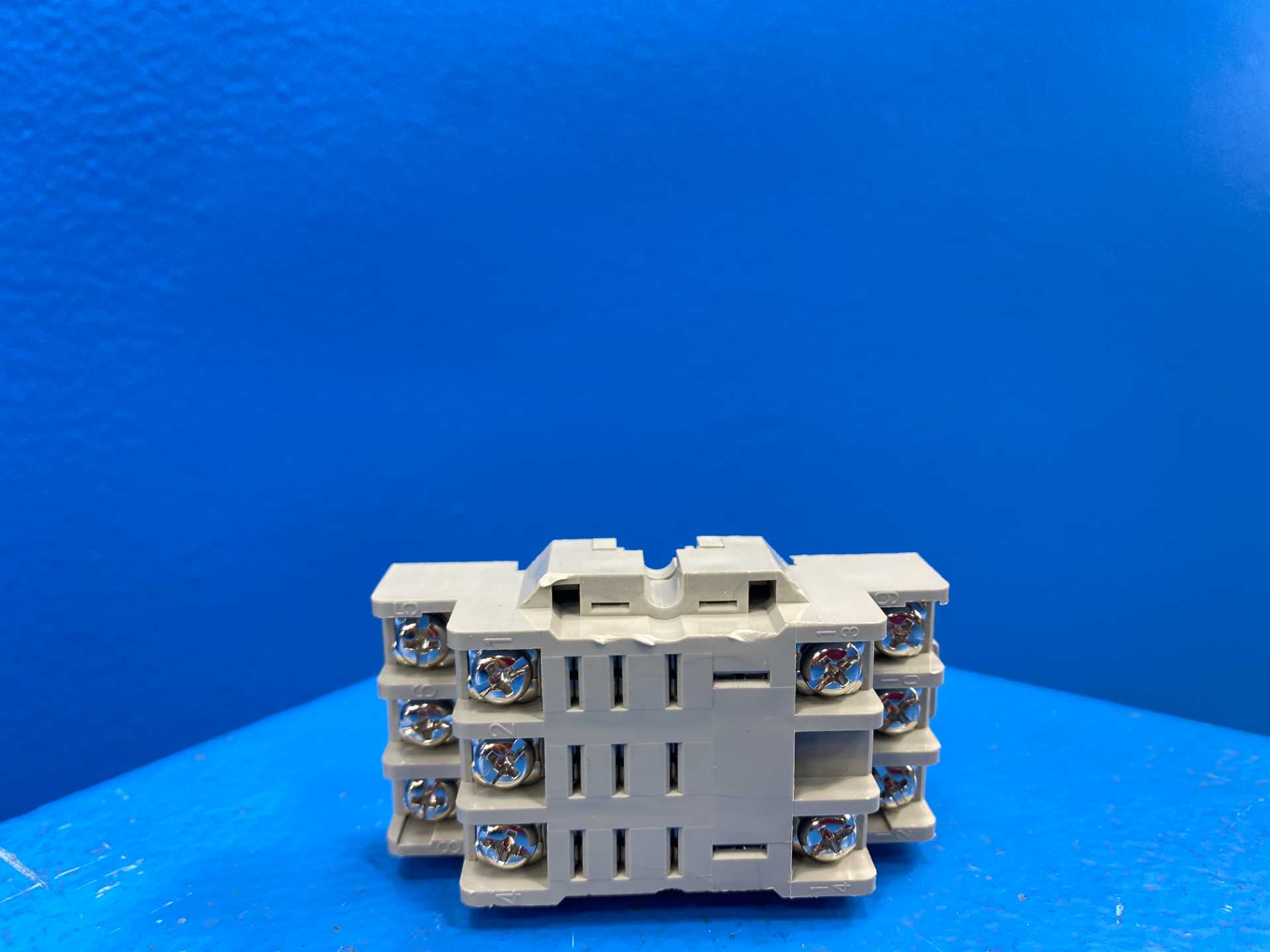 IDEC SH3B-05 RELAY SOCKET