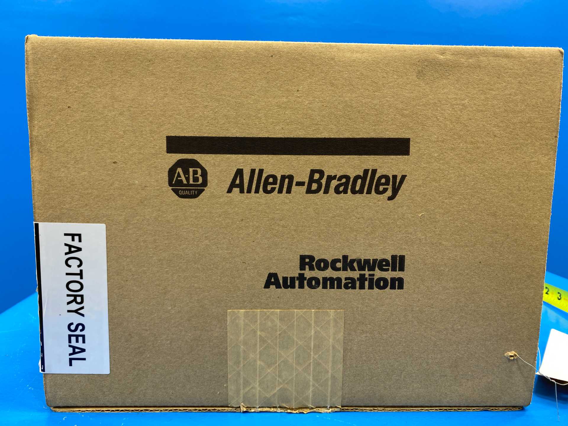 Allen Bradley 2711P 6" Graphic Terminal PanelView Plus 600