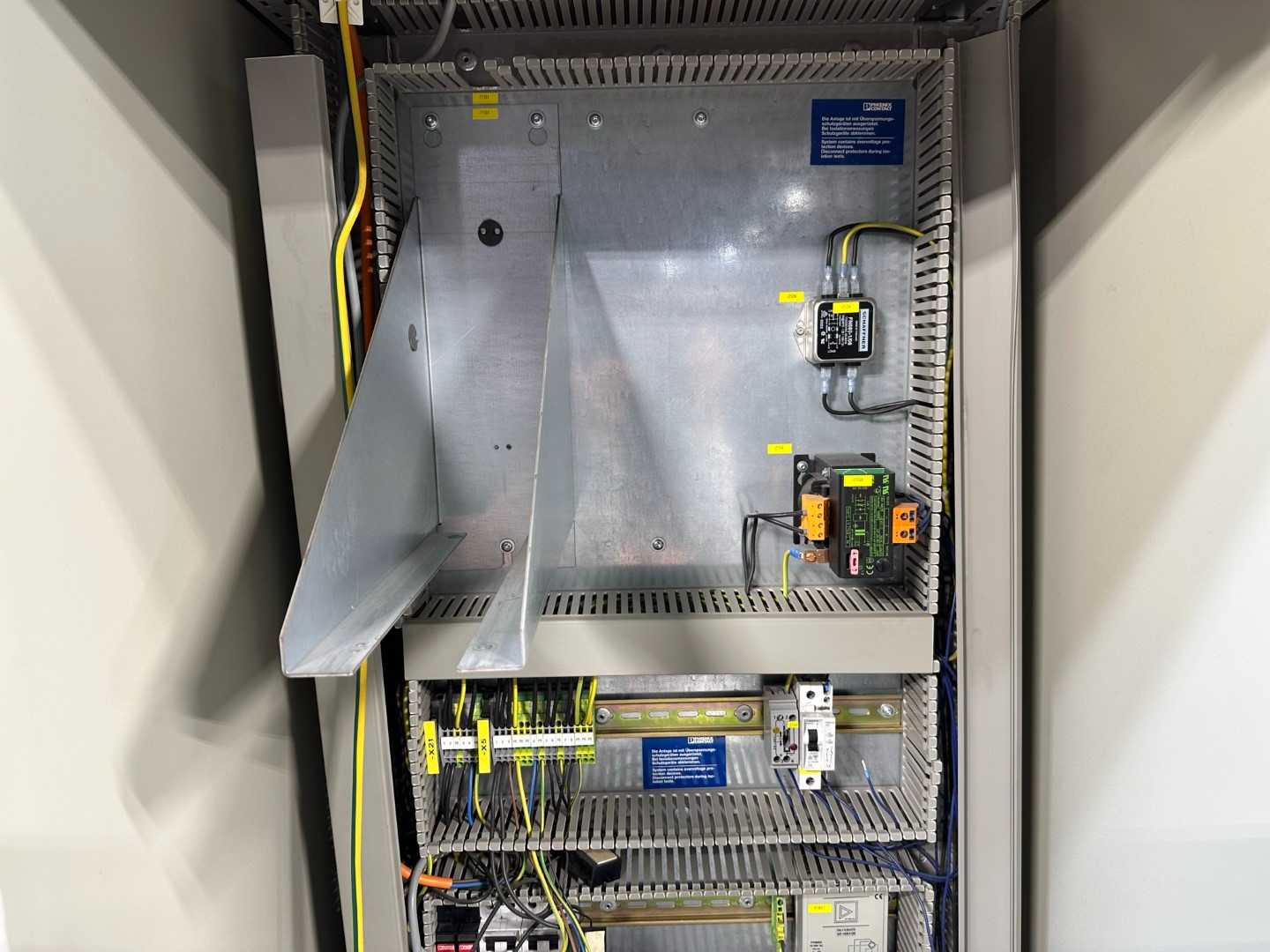 Herrmann Ultrasonics NW Control Cabinet with Rittal SK 3149 000 Roof Fan, Serial #SM6145, 2.5kW, 230V