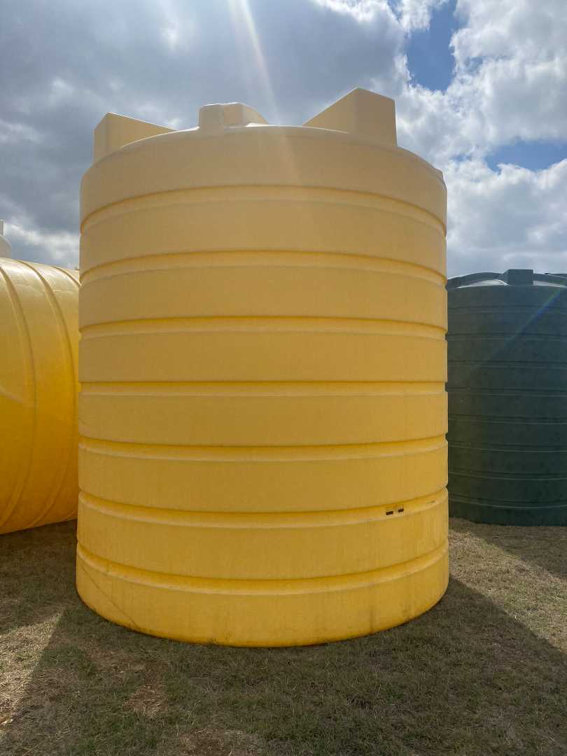 6250 Gallon THV06250 Flat Bottom Storage Tank - Yellow - Heavy-Duty Liquid Storage Solution