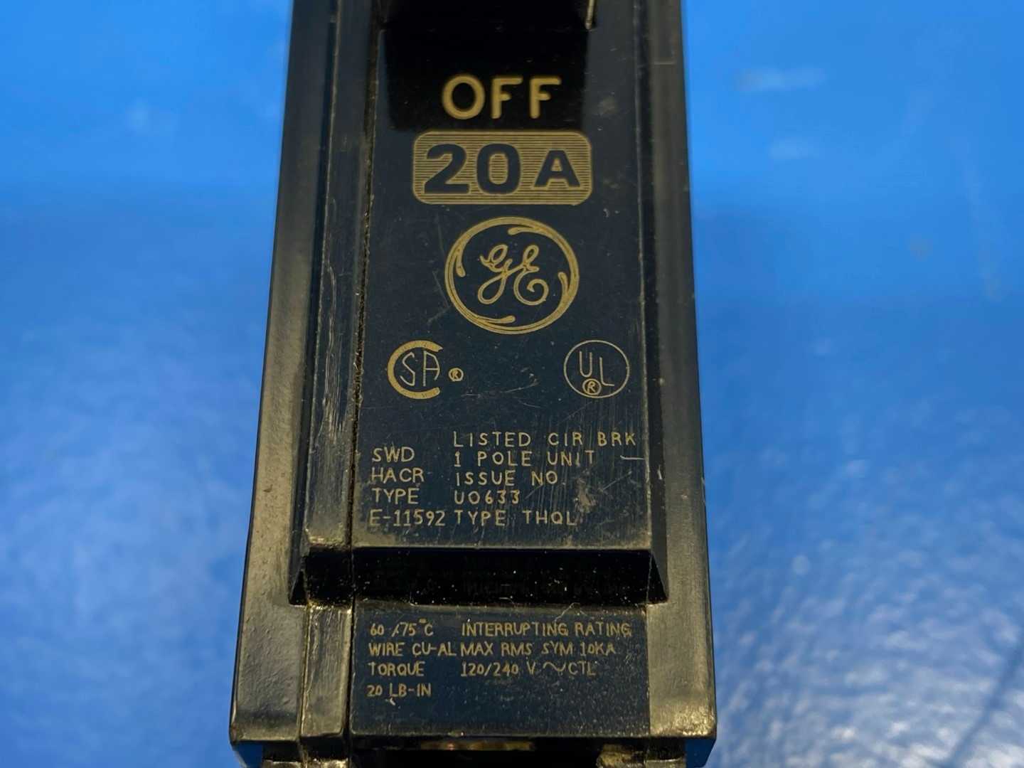 GE 20-Amp 1-Pole Standard Trip Circuit Breaker