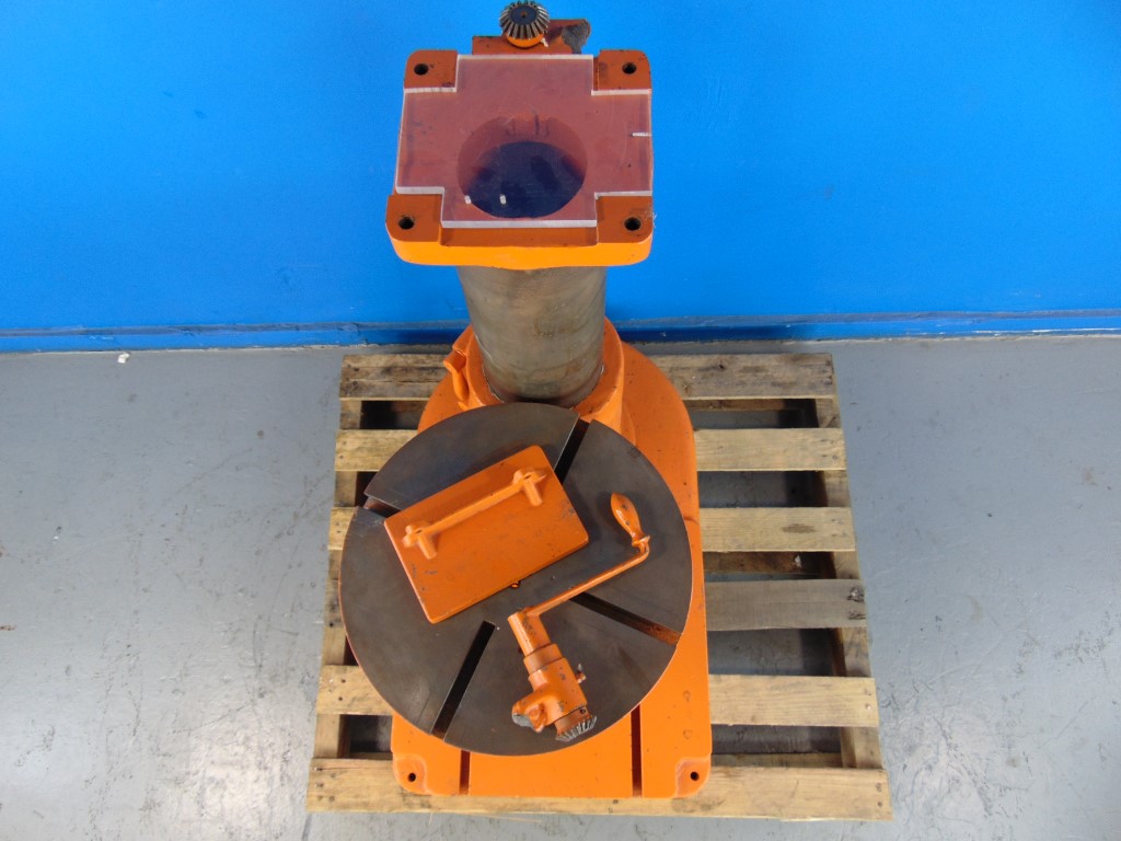 INDUSTRIAL DRILL PRESS BASE and table NEEDS REPAIR 