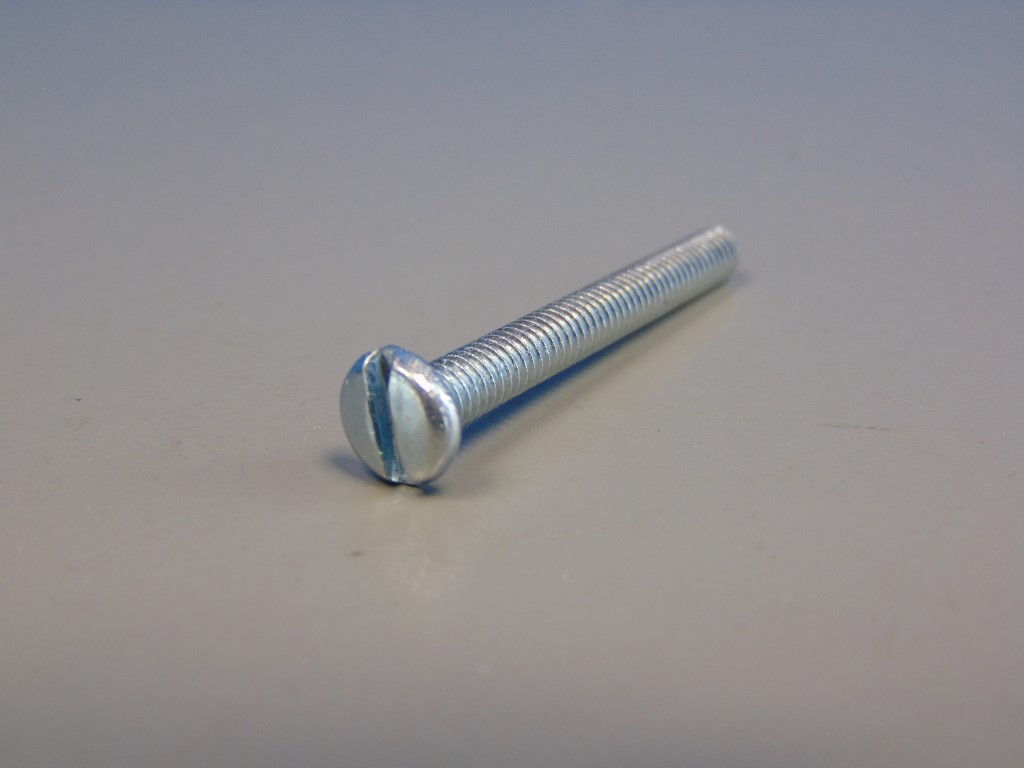 8-32 X 1 1/2  Oval Head Slotted Zinc Plated machine screw