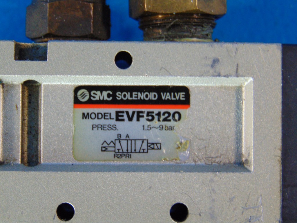 SMC EVF5120 Solenoid Valve w/Aventics 0821302458 regulator 