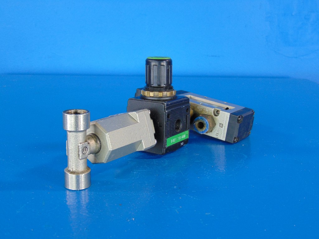 SMC EVF5120 Solenoid Valve w/Aventics 0821302458 regulator 