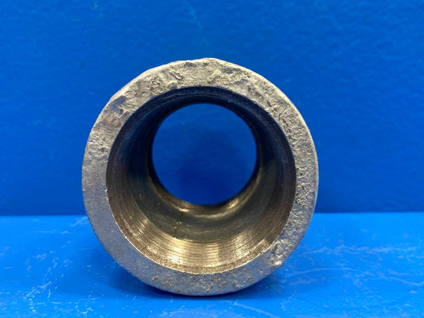 1-1/2" x 1-1/4" 150 lb. Galvanized Malleable Iron Reducer Pipe Coupling (466558)