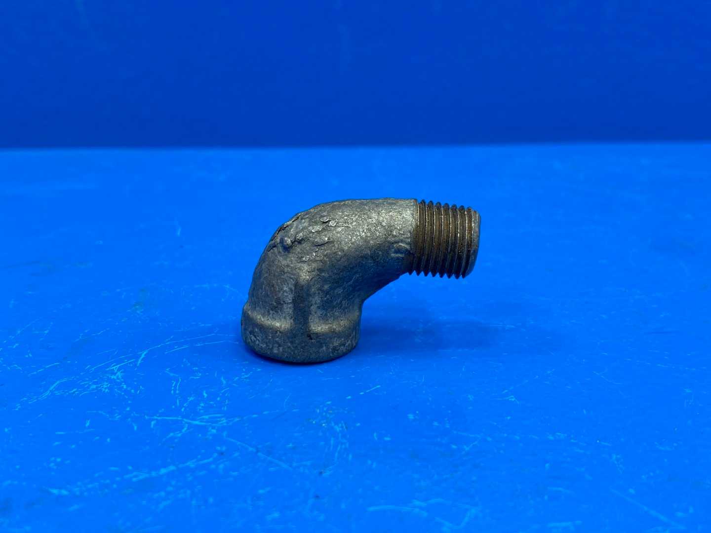 1/4" 90° 150 lb Galvanized Malleable Iron Street Pipe Elbow (Domestic) (66529)