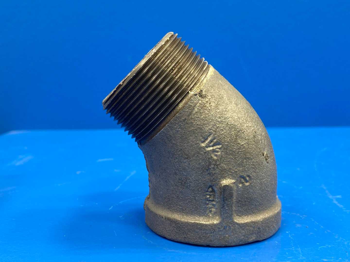 1-1/2" 45° 150 lb Galvanized Malleable Iron Street Pipe Elbow (Domestic) (66547)