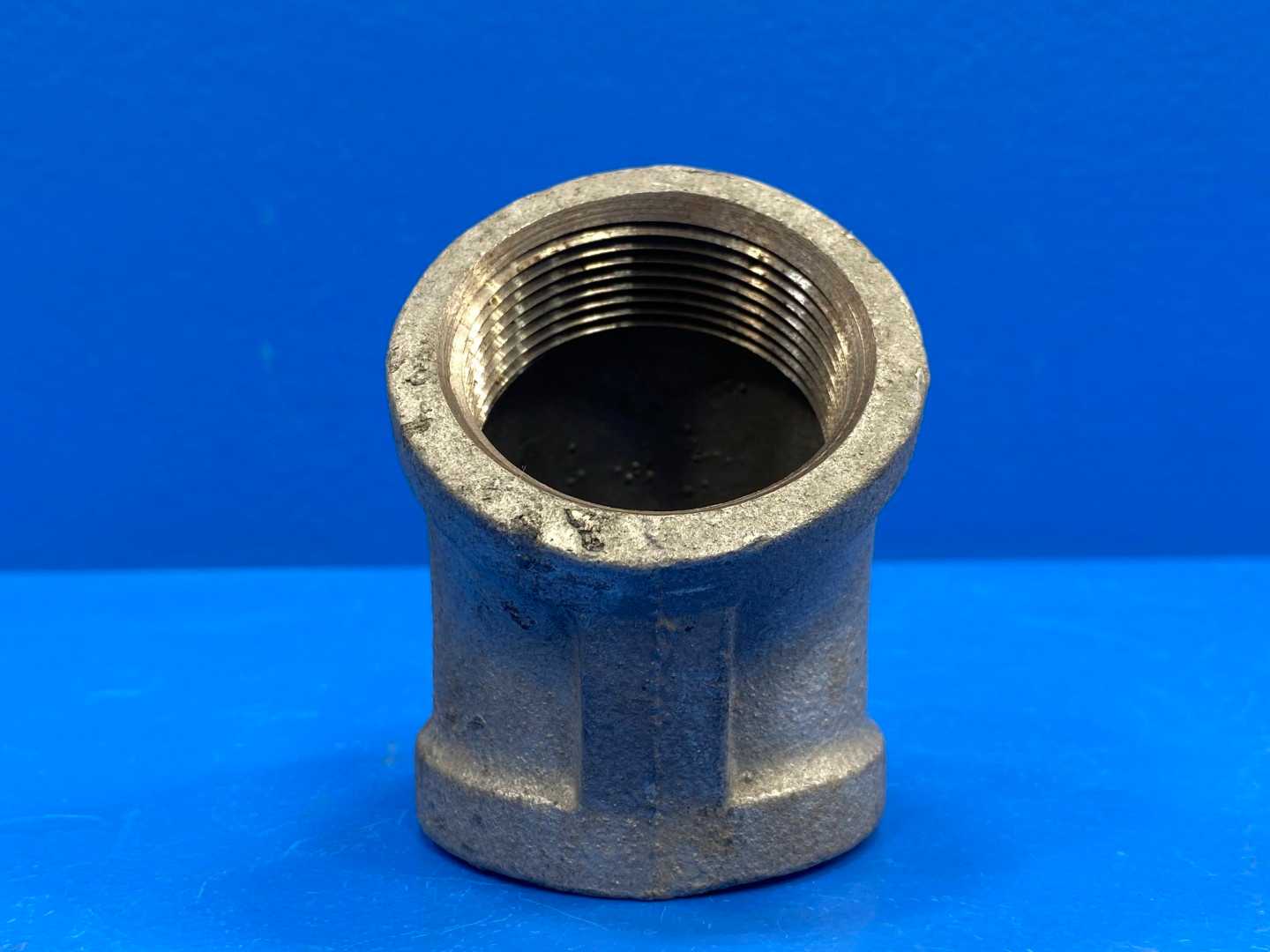 1-1/2" 45° 150 lb Galvanized Malleable Iron Pipe Elbow (Domestic) (66521)