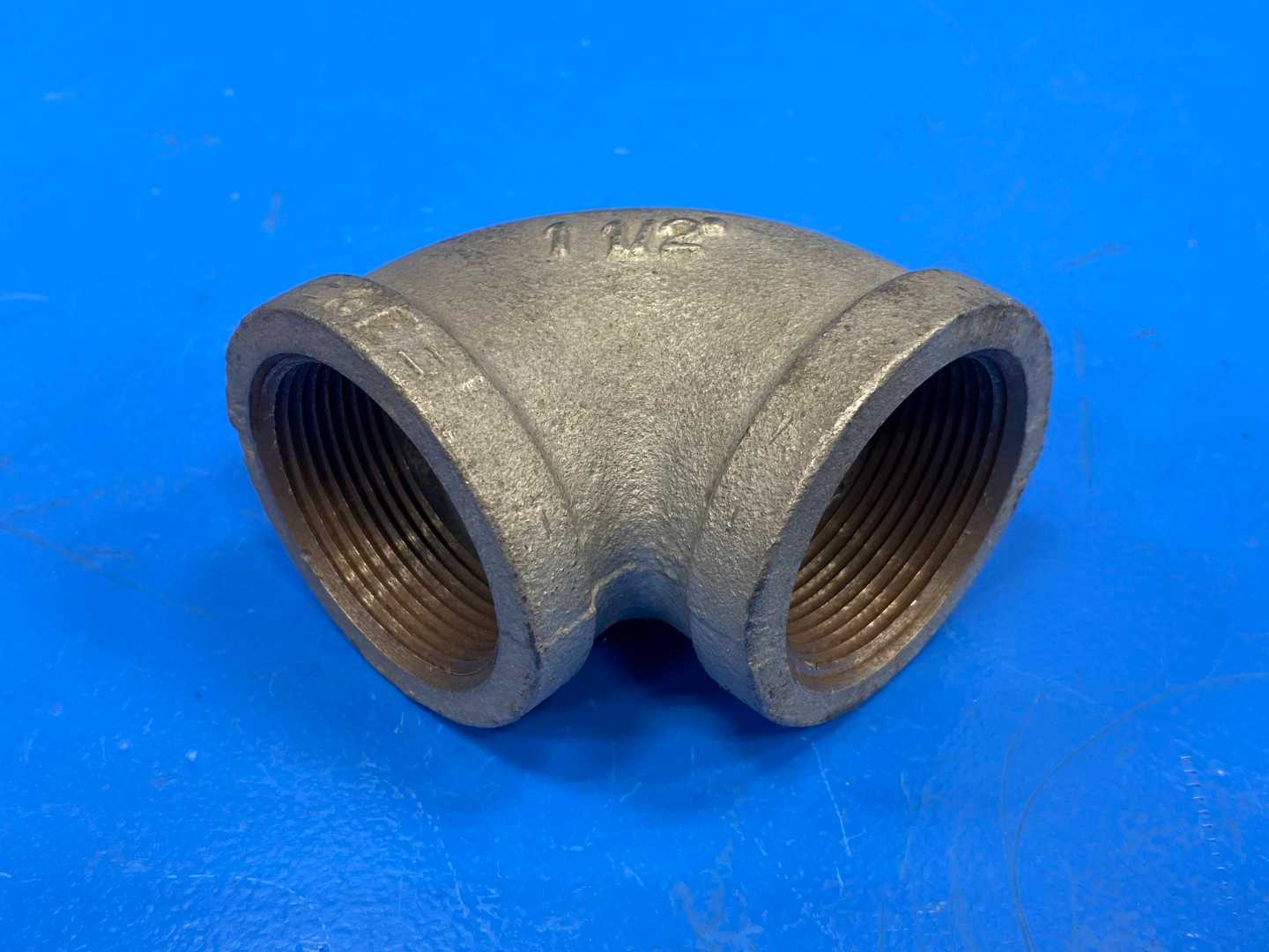 1-1/2" 90° 150 lb Galvanized Malleable Iron Pipe Elbow (Domestic) (66507)