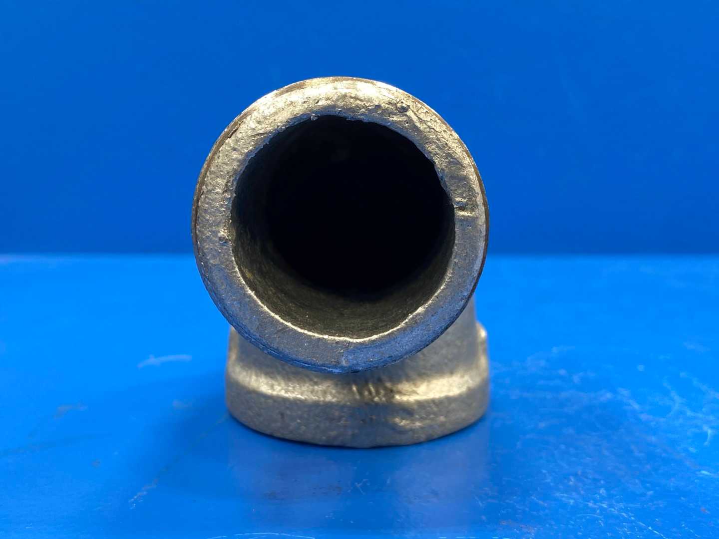 1-1/2" 90° 150 lb. Galvanized Malleable Iron Street Pipe Elbow (466535)