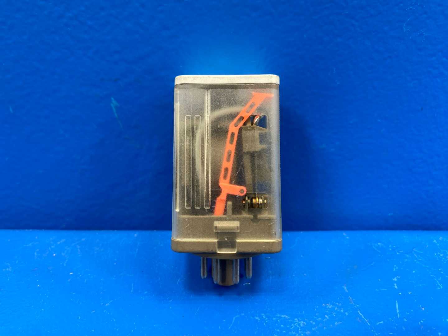 Allen Bradley 700- HA32A1 700-HA General Purpose Tube Relay 120V serC