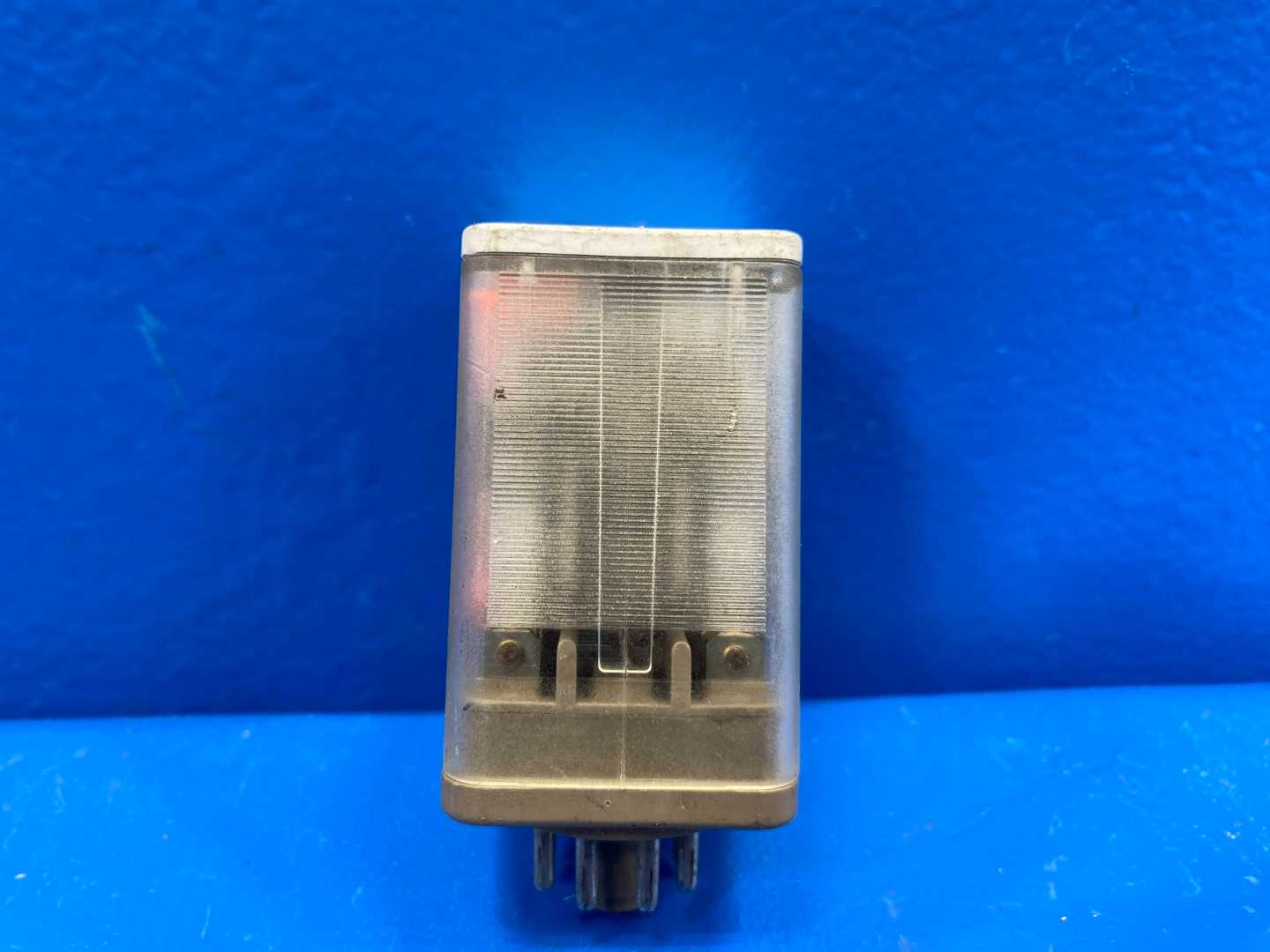 Allen Bradley 700- HA32A1 700-HA General Purpose Tube Relay 120V serC