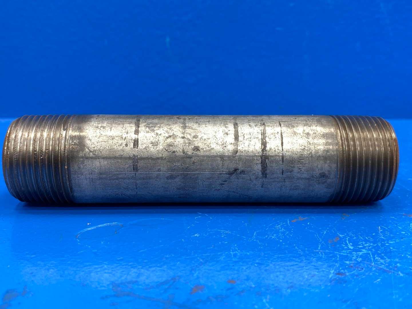 1" x 5-1/2" Schedule 40 Galvanized Steel Welded Pipe Nipple (66939)