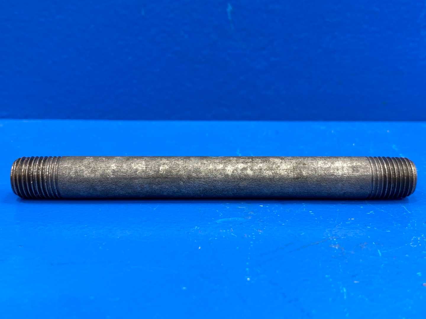 1/4" x 5" Schedule 40 Galvanized Steel Welded Pipe Nipple (66718)