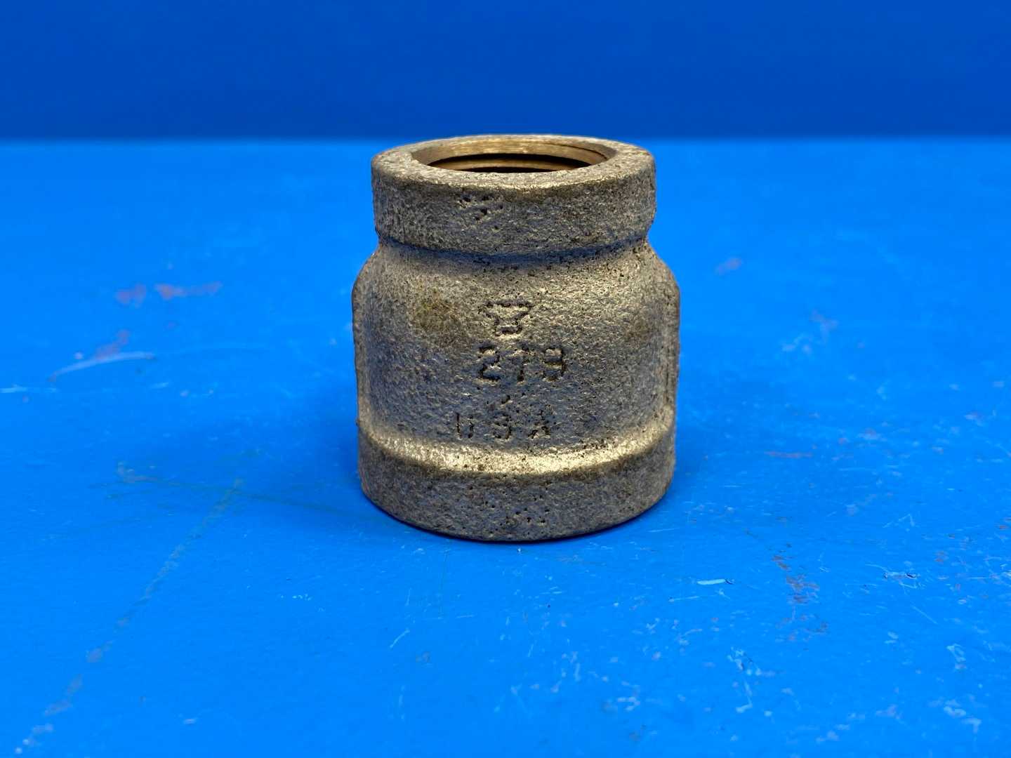 3/4" x 1/2" Class 150 Sch 40 Galv Mal Iron Reducer Coupling (Domestic) (66554)