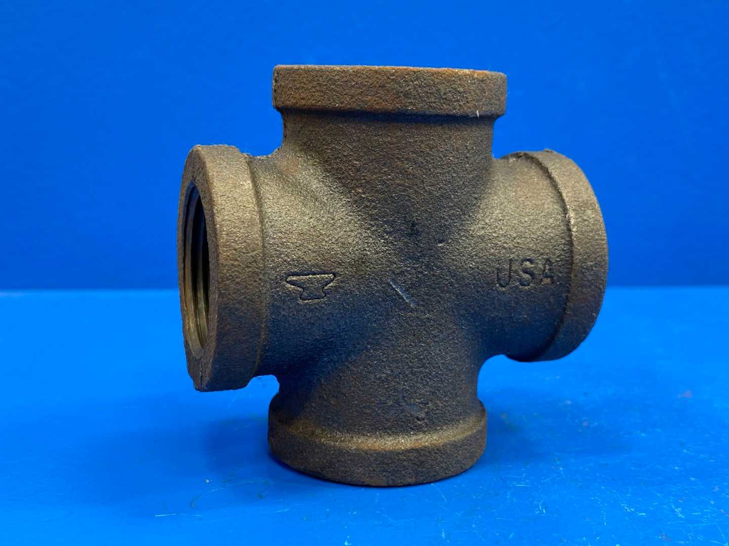 1" NPSC 150 lb. Black Malleable Iron Pipe Cross (Domestic) (66970)