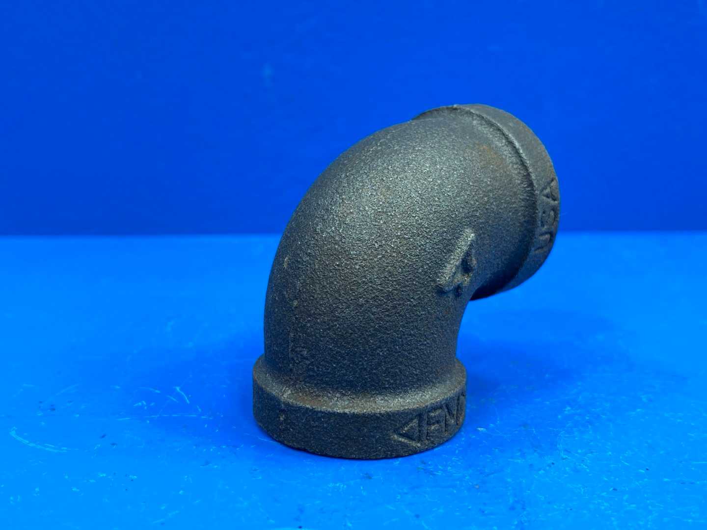 3/4" NPSC 90° 150 lb. Black Malleable Iron Pipe Elbow (66204)