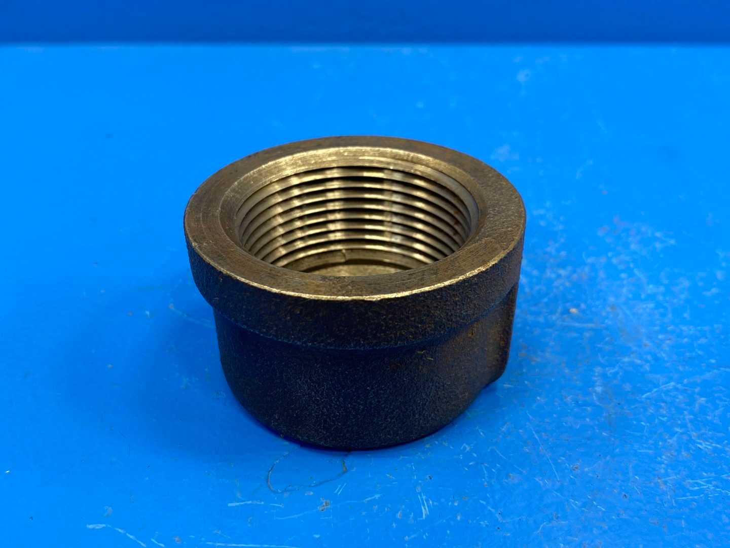 1-1/4" F-NPT 150 lb. Black Malleable Iron Pipe Cap (466391)