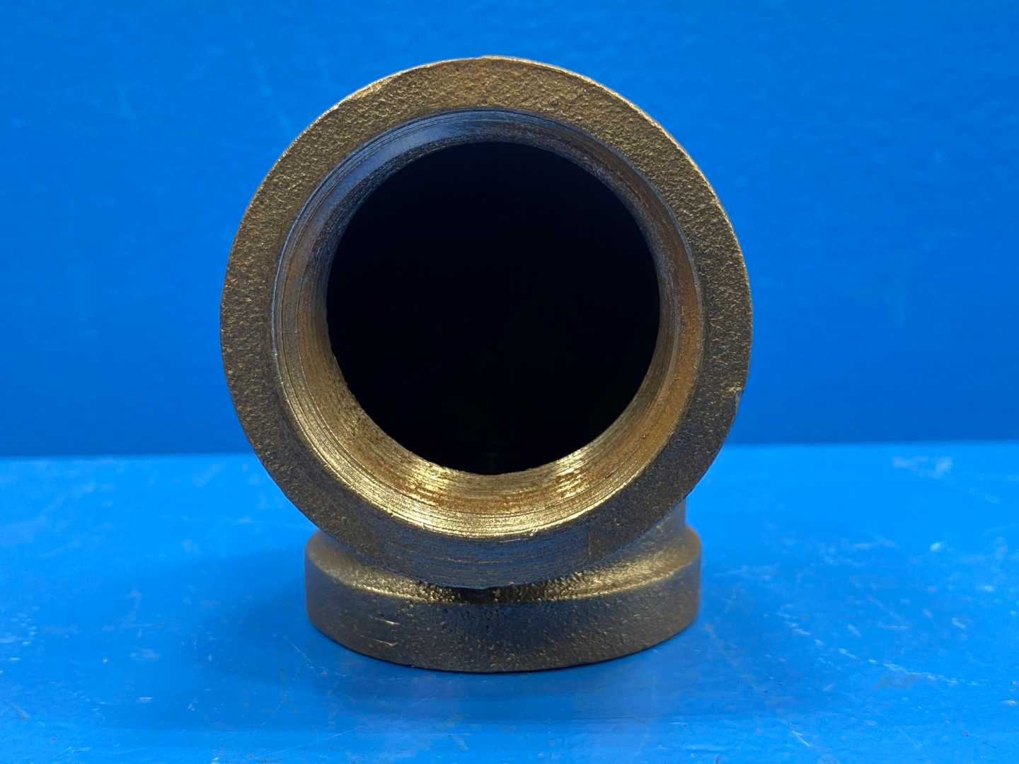 1-1/2" NPSC 90° 150 lb. Black Malleable Iron Pipe Elbow (66207)