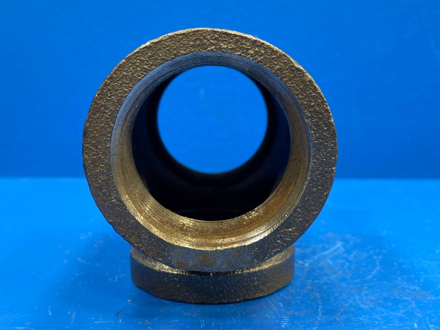 1-1/2" x 1-1/4" x 1-1/2" F-NPT 150 lb. Black Malleable Iron Reducing Tee (466127