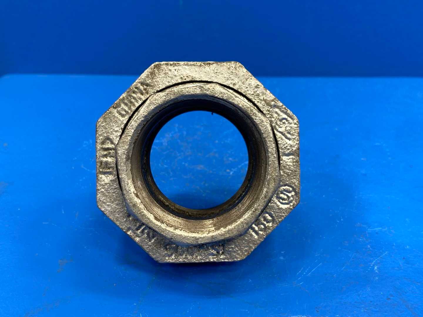 1-1/4" 150 lb. Galvanized Malleable Iron (Brass to Iron Seat) Pipe Union (466646