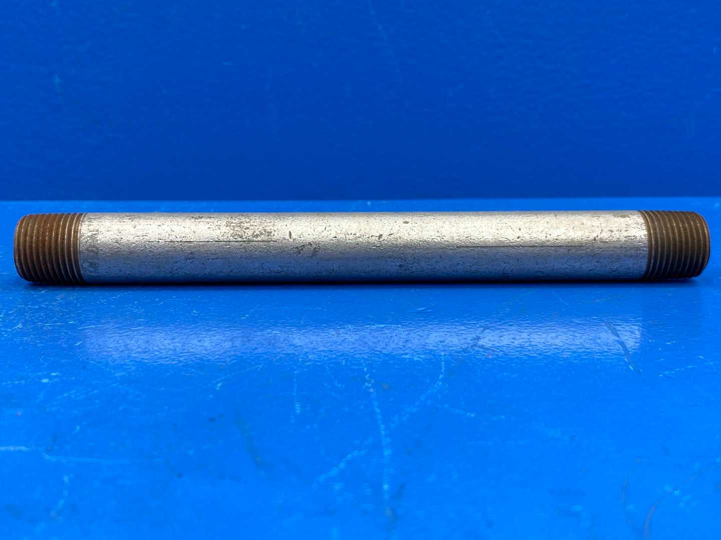 1/2" x 8" Schedule 40 Galvanized Steel Welded Pipe Nipple (0452504)