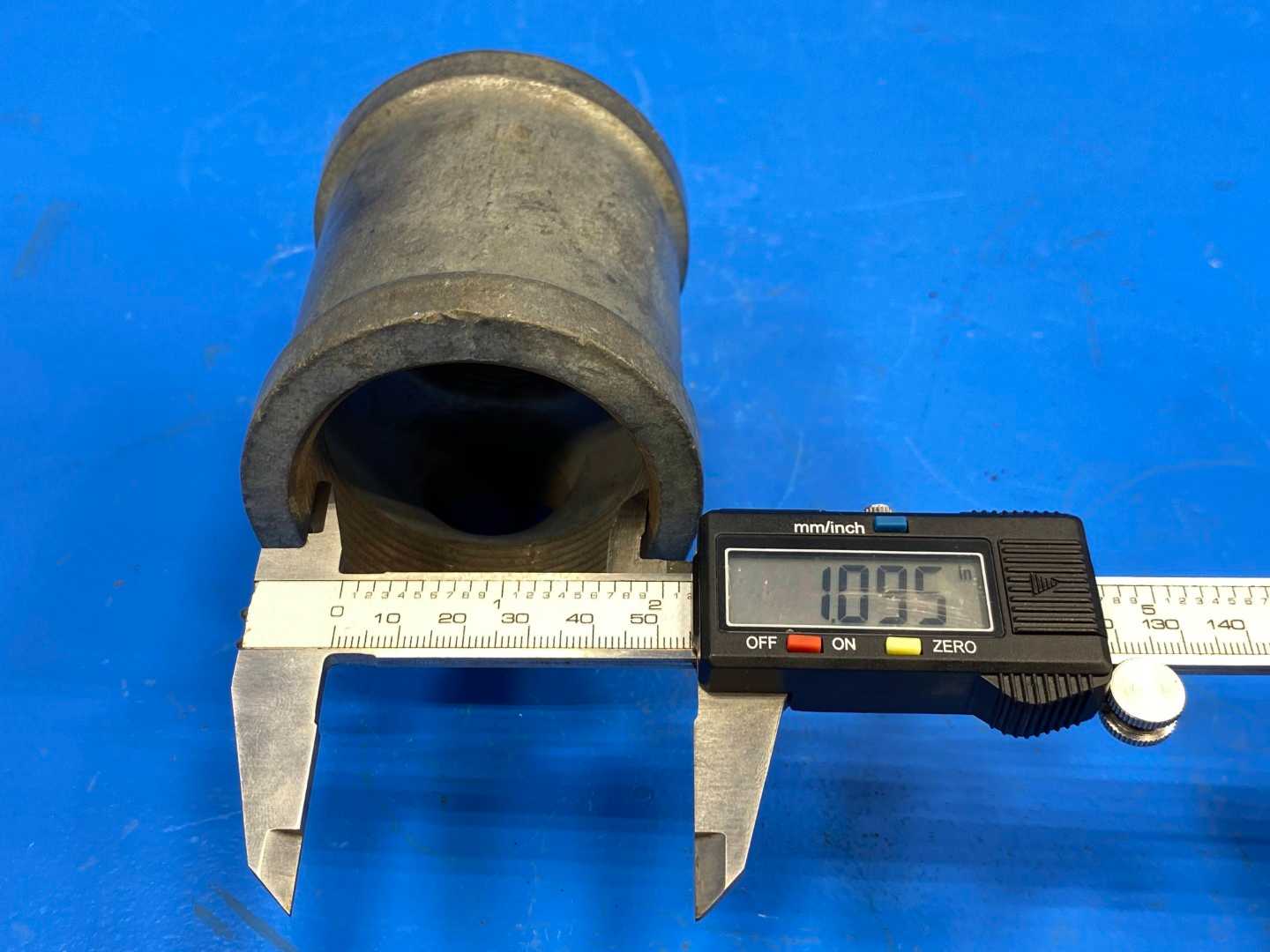 2" x 2" x 1" NPSC 150 lb Galv Mal Iron Reducing Pipe Tee (Domestic) (66917)