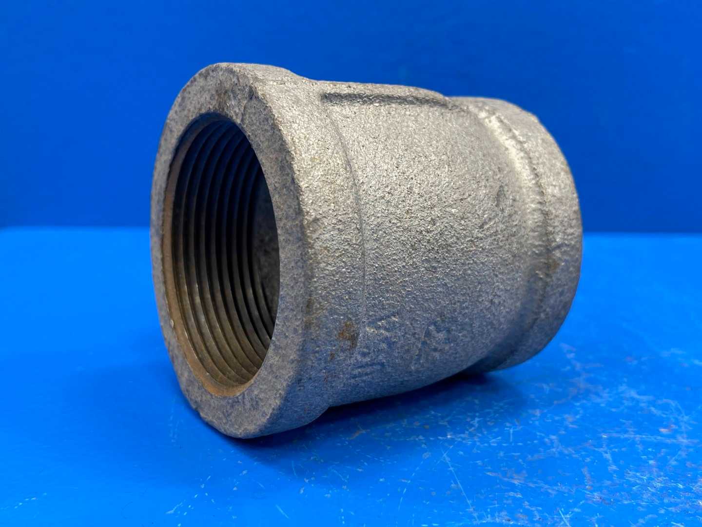 1-1/2" x 1-1/4" 150 Sch 40 Galv Mal Iron Reducer Coupling (Domestic) (66558)