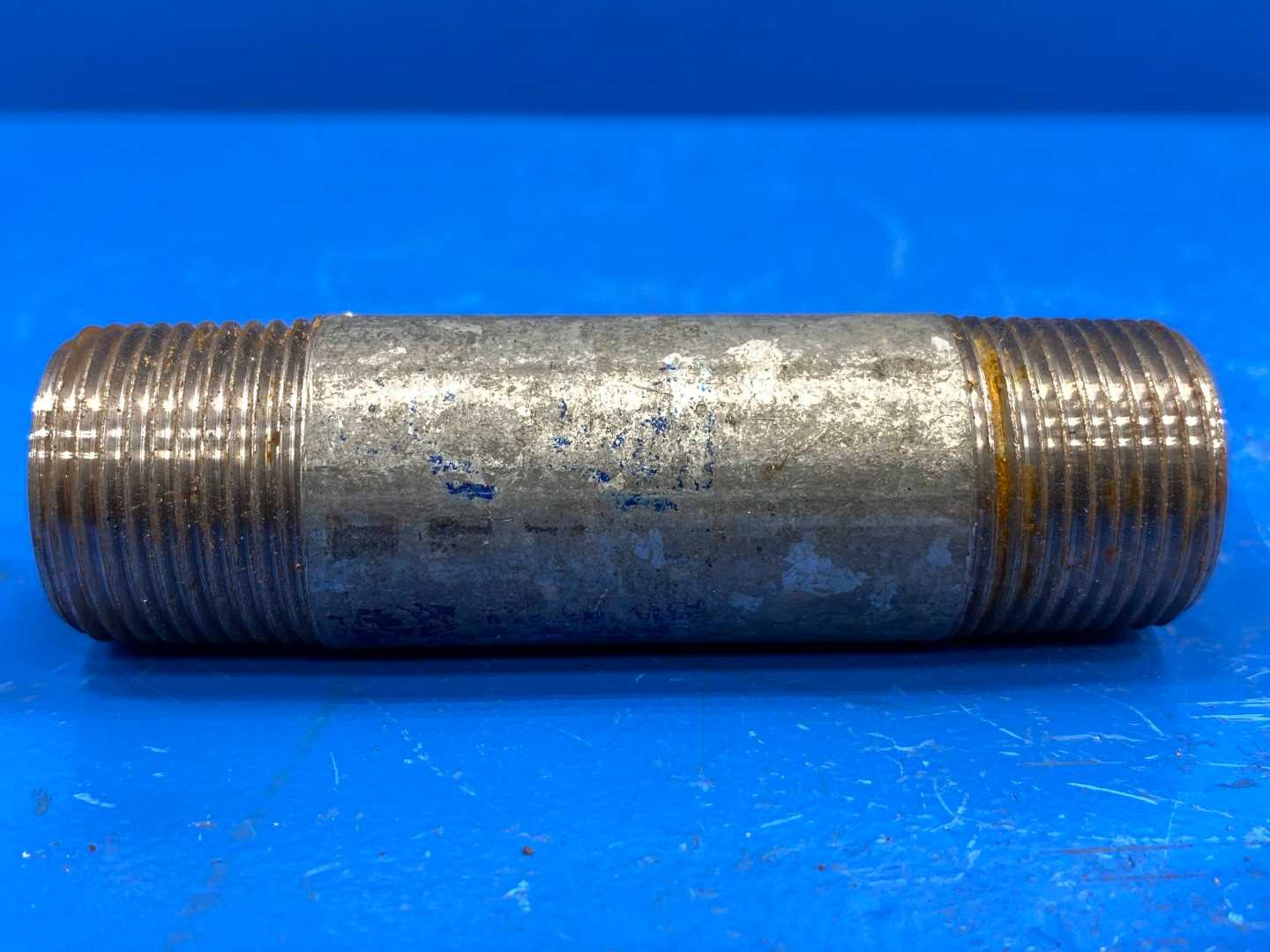 3/4" x 3-1/2" Schedule 40 Galvanized Steel Welded Pipe Nipple (66745)