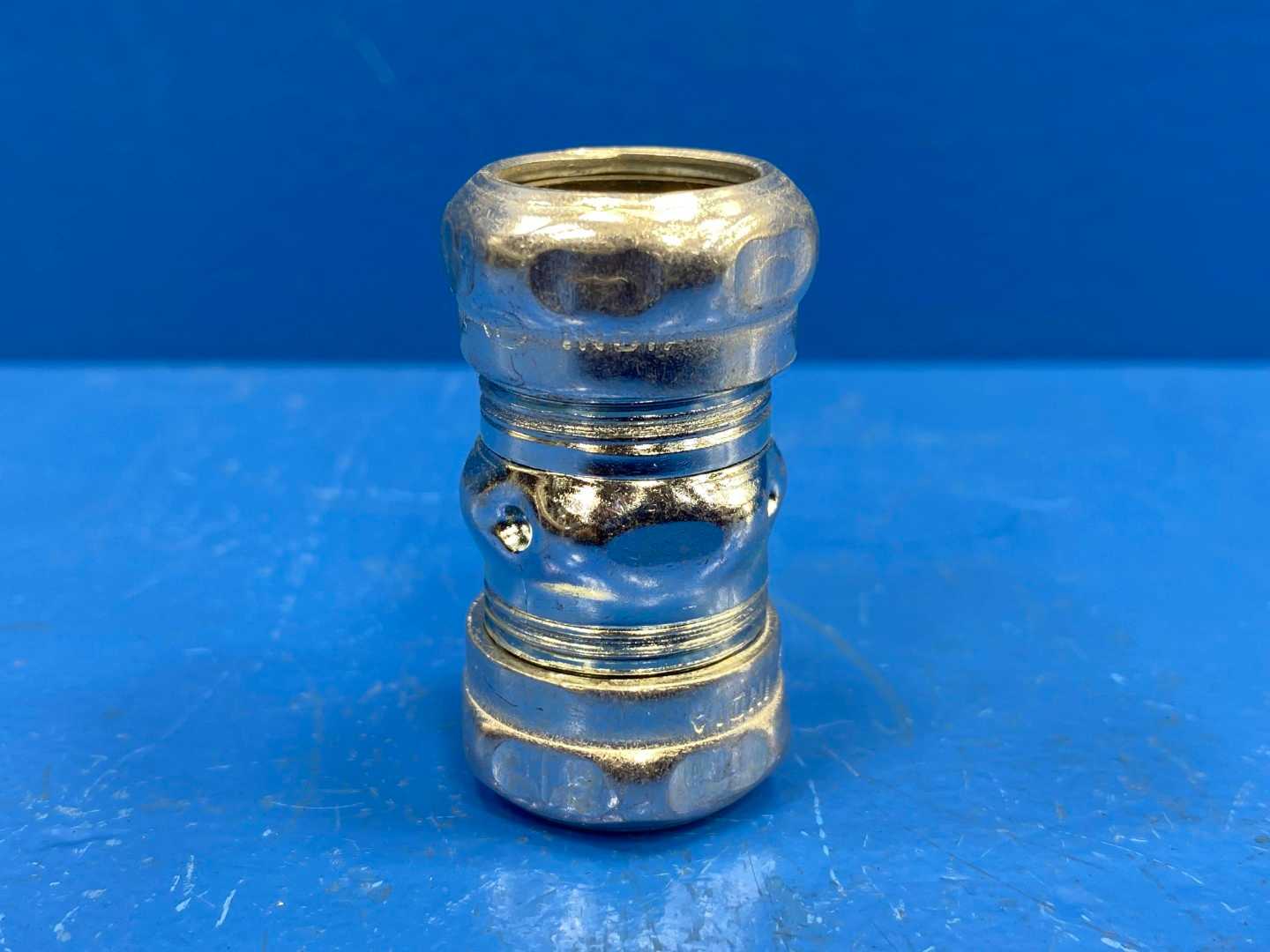 1/2 Zinc Compression Coupling (TK111A) (US.RS-ONLINE)