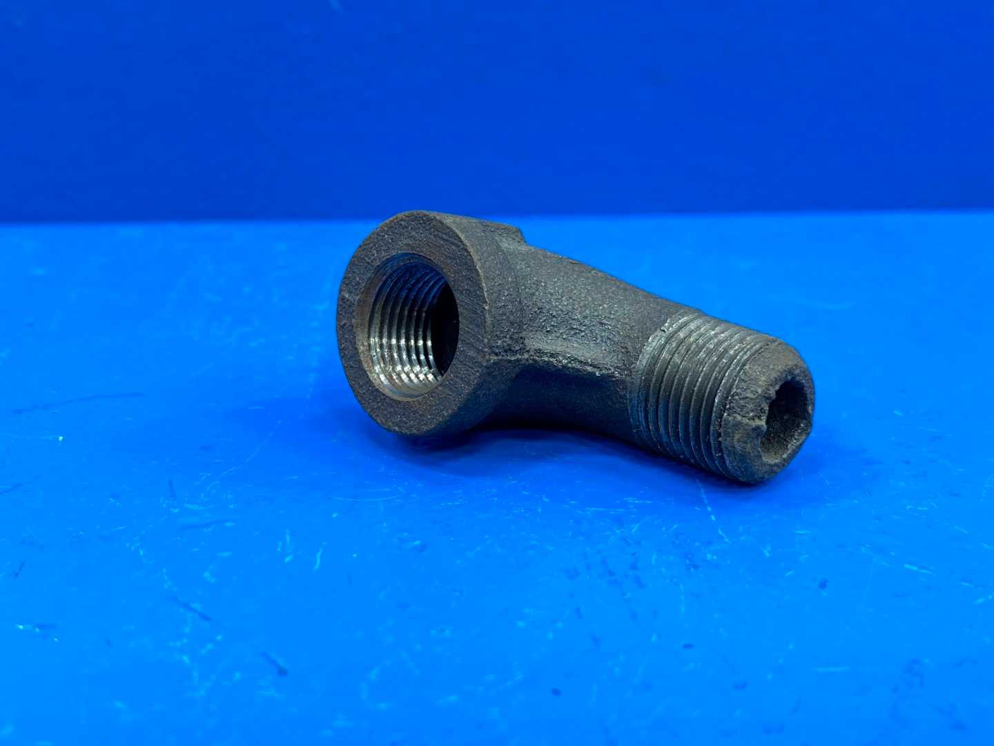 3/8" NPSC 90° 150 lb Black Malleable Iron Street Pipe Elbow (66230)