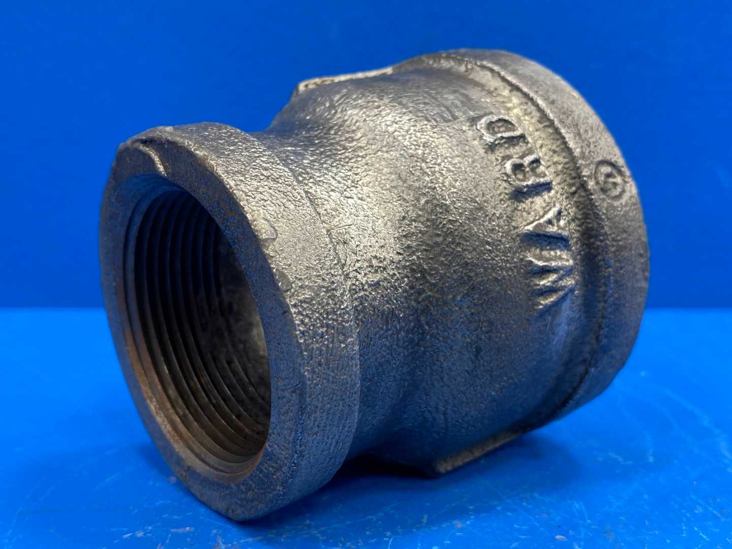 2" x 1-1/2" 150 lb Black Malleable Iron Reducer Pipe Coupling (66259)