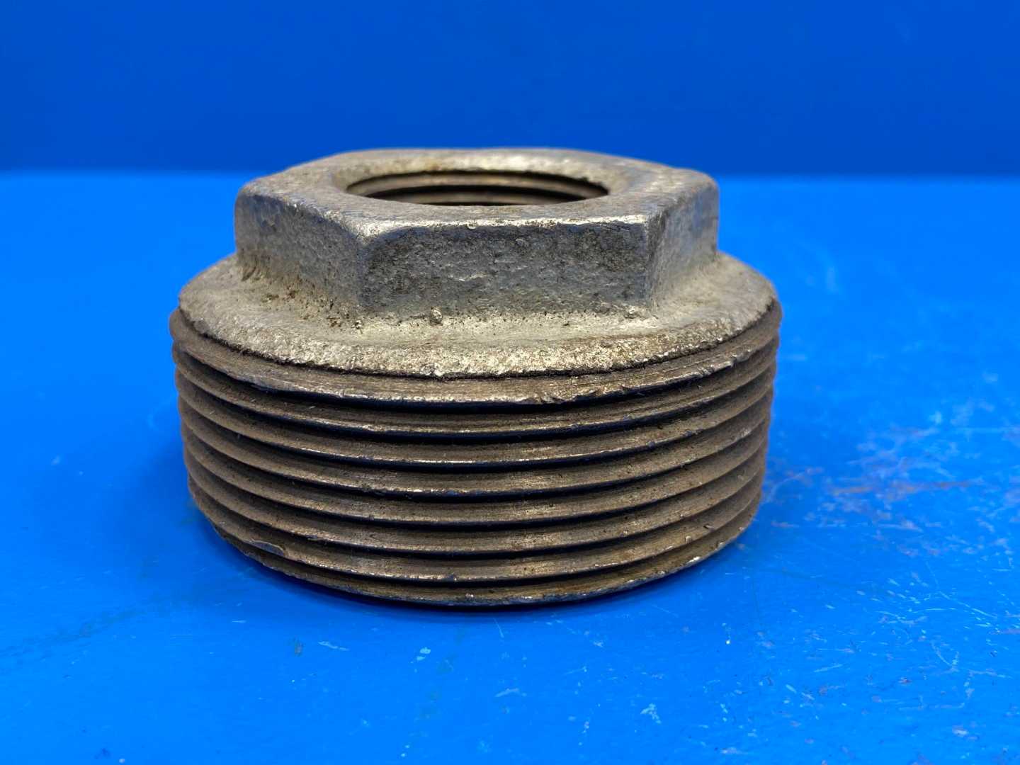 2-1/2" NPSC x 1" NPSC 125lb Galvanized Cast Iron Hex Bushing (Domestic) (66786)