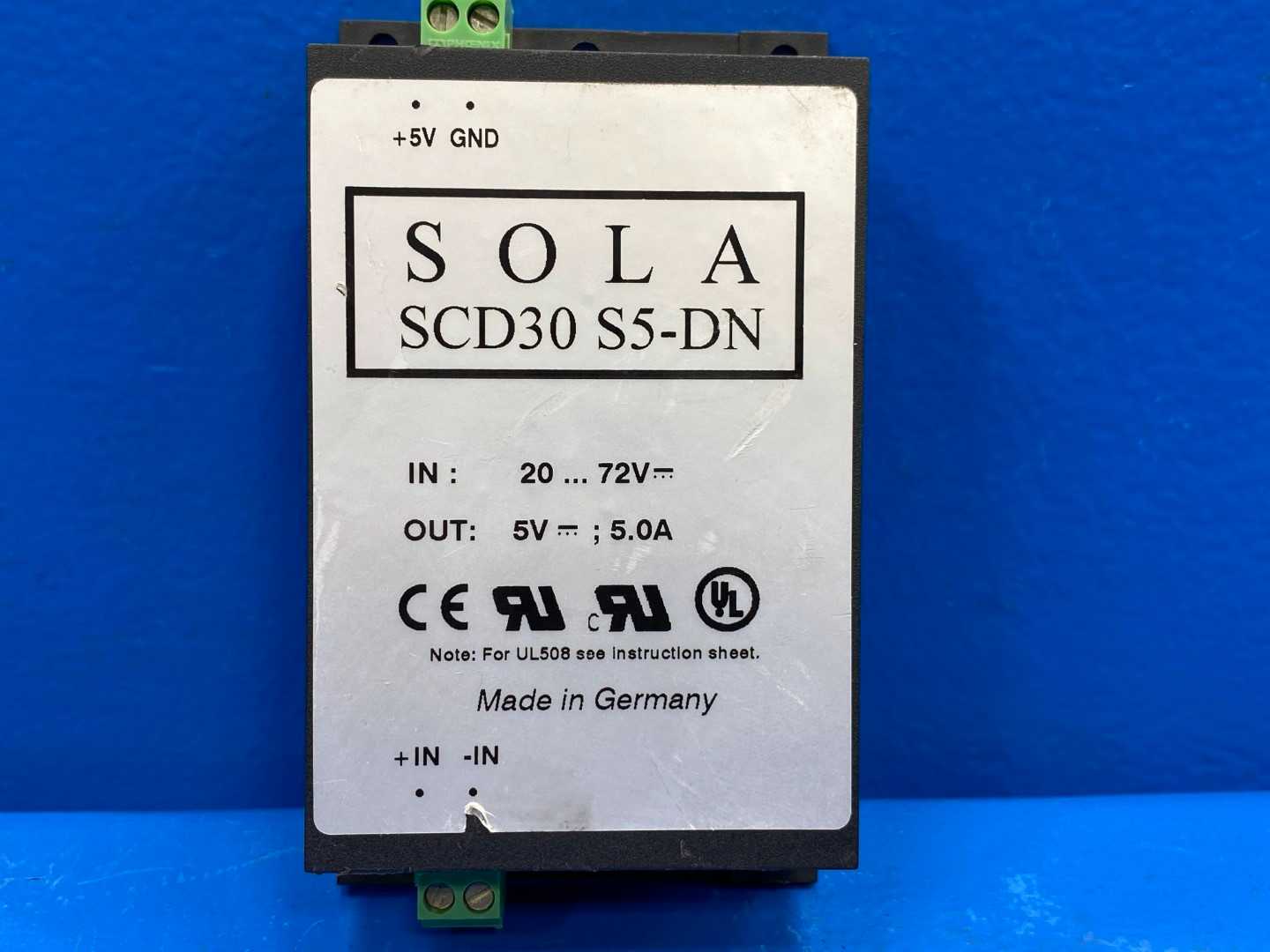 SOLA Industrial Converter SCD30 S5-DN Rail/Chassis 20-72V