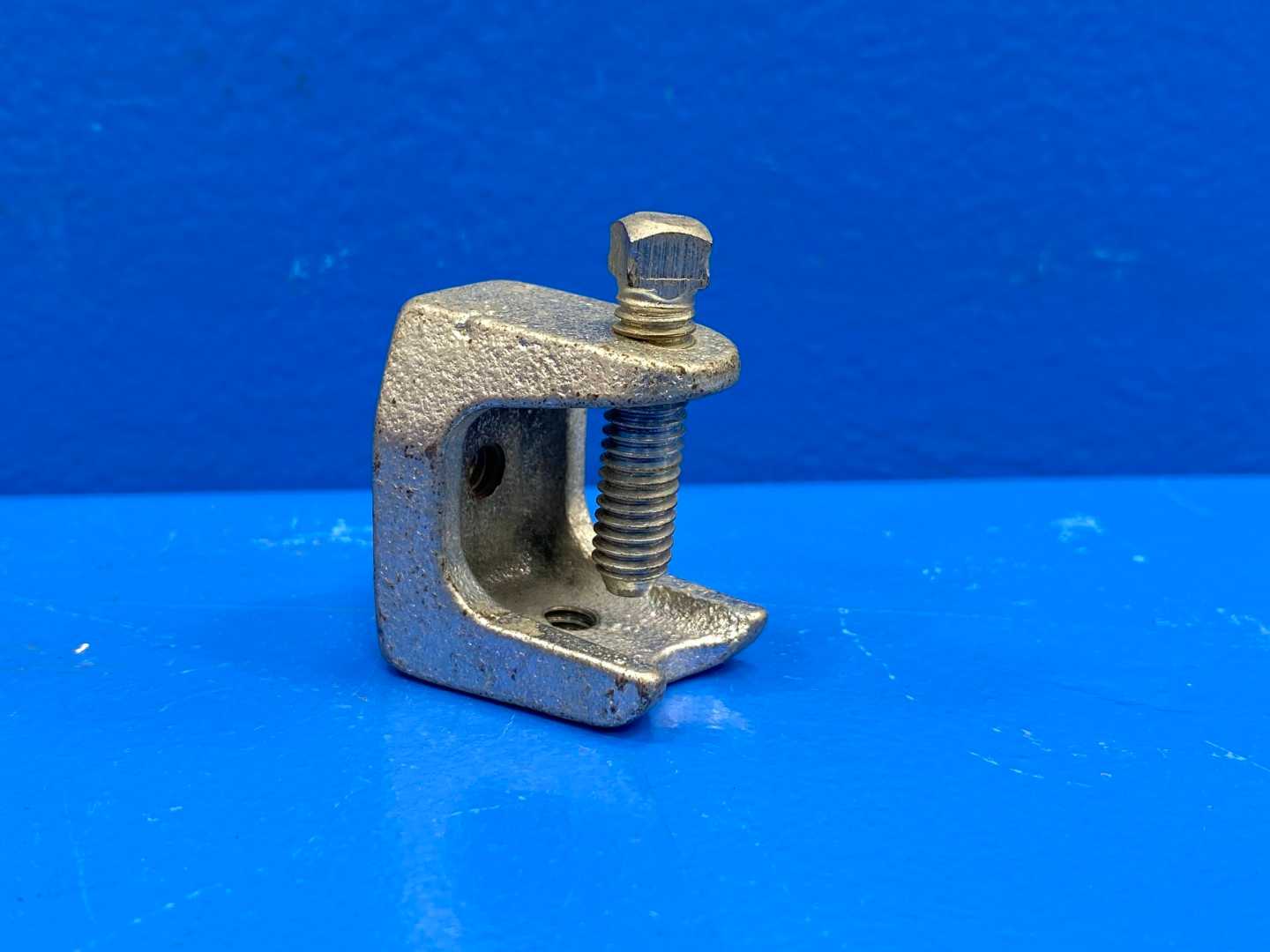 5/8" Jaw Opening 1/4-20 Malleable Iron Beam Clamp (0703226)