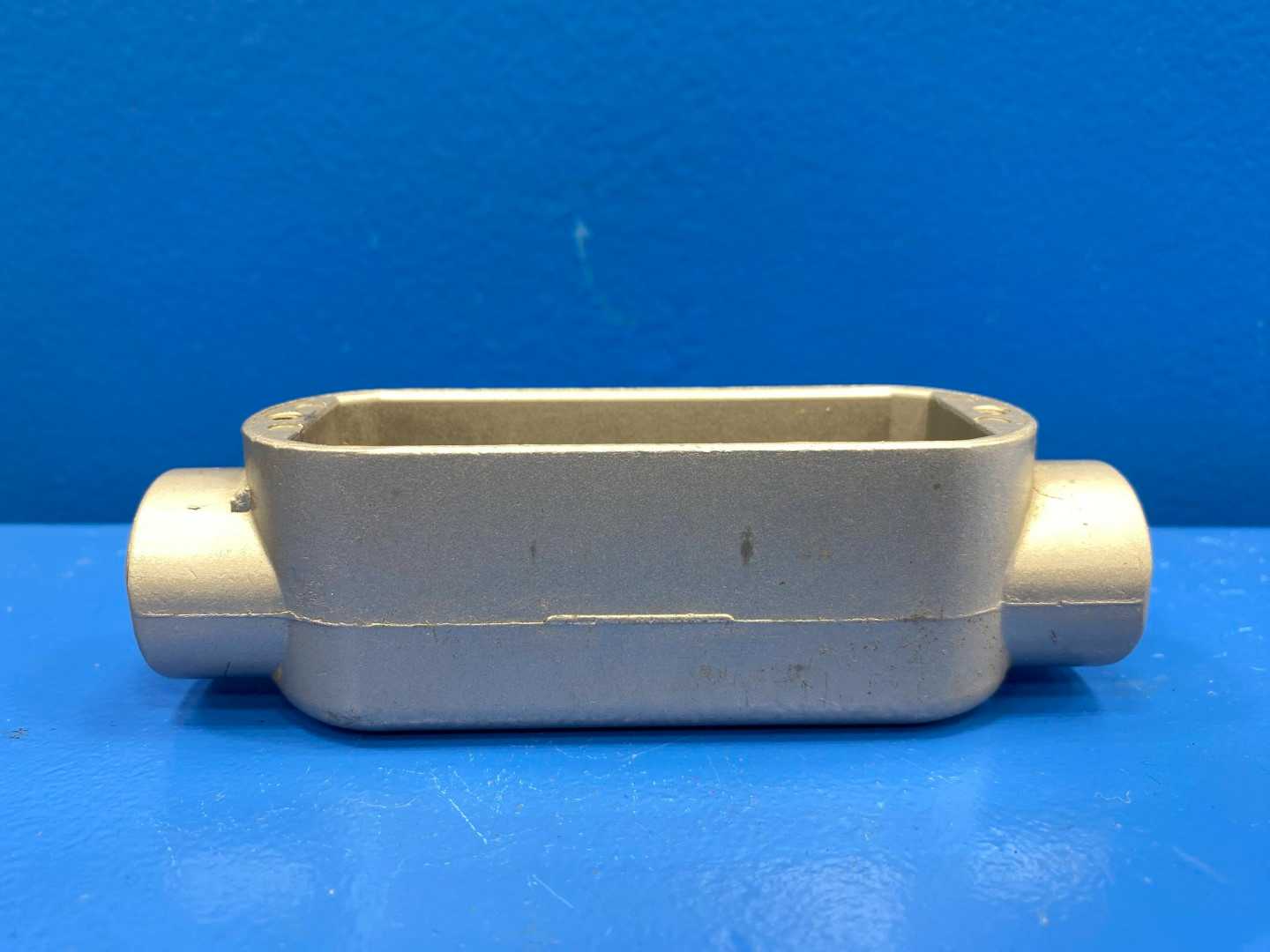 1/2" C Conduit Body E 30640 (No Cover)