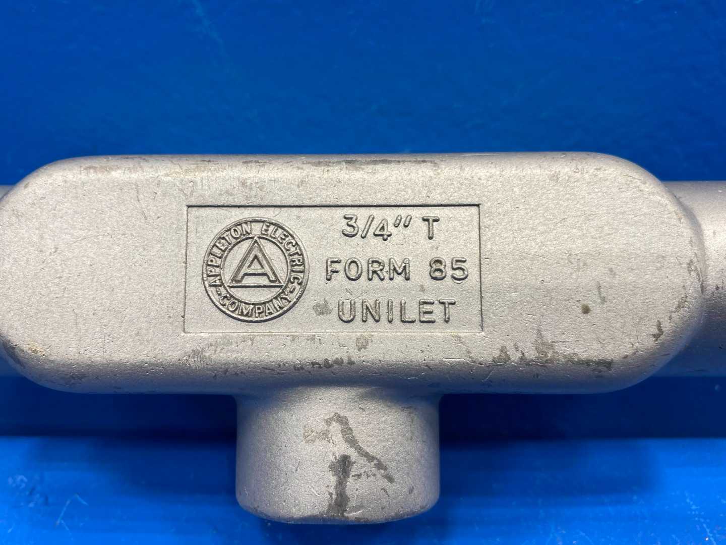 Appleton Unilet 3/4" T Form 85 (No Cover)