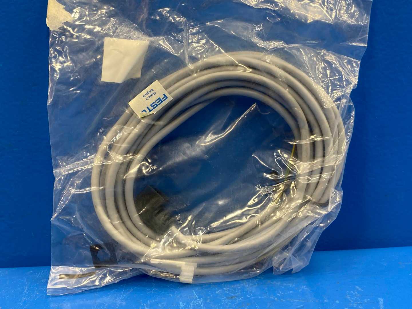 FESTO Plug socket with cable KMEB-1-24-5-LED 