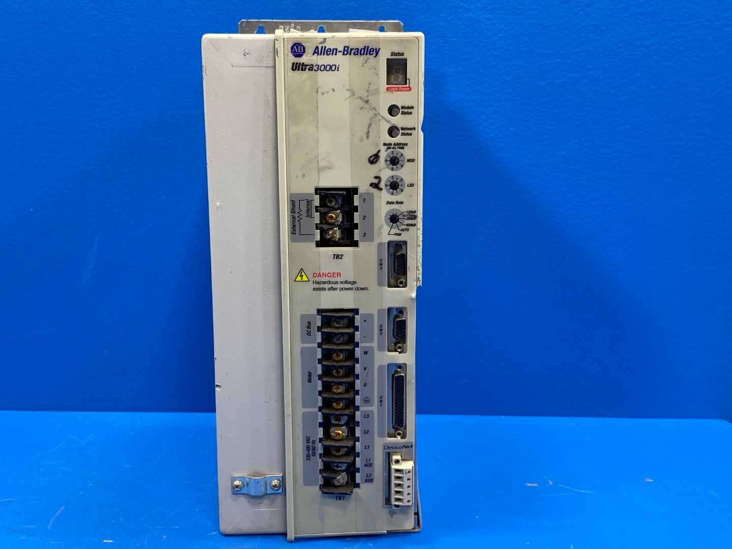 Allen-Bradley Ultra 3000i Servo Drive 2098-DSD-HV030X-DN 230/460V AC