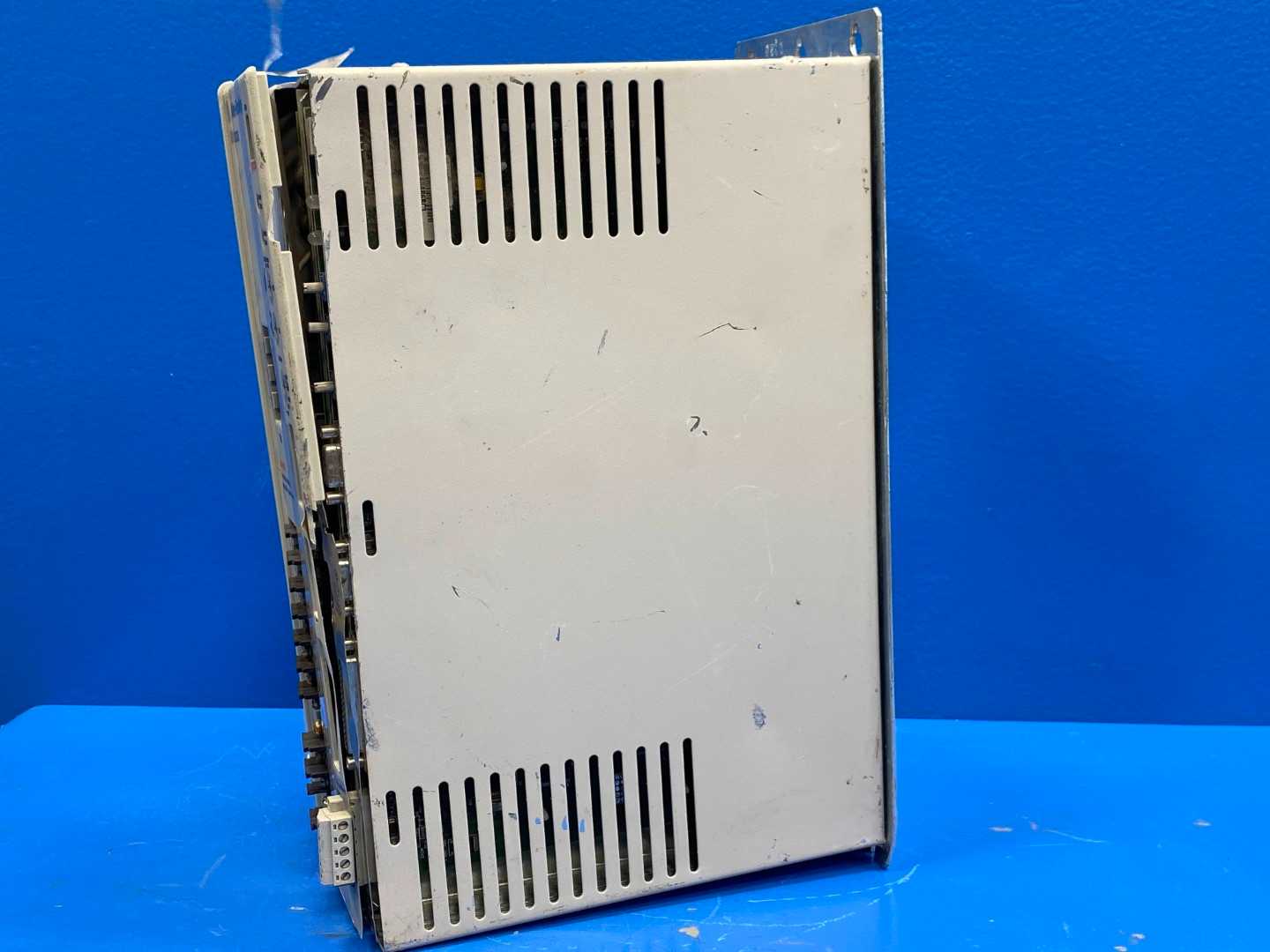 Allen-Bradley Ultra 3000i Servo Drive 2098-DSD-HV030X-DN 230/460V AC