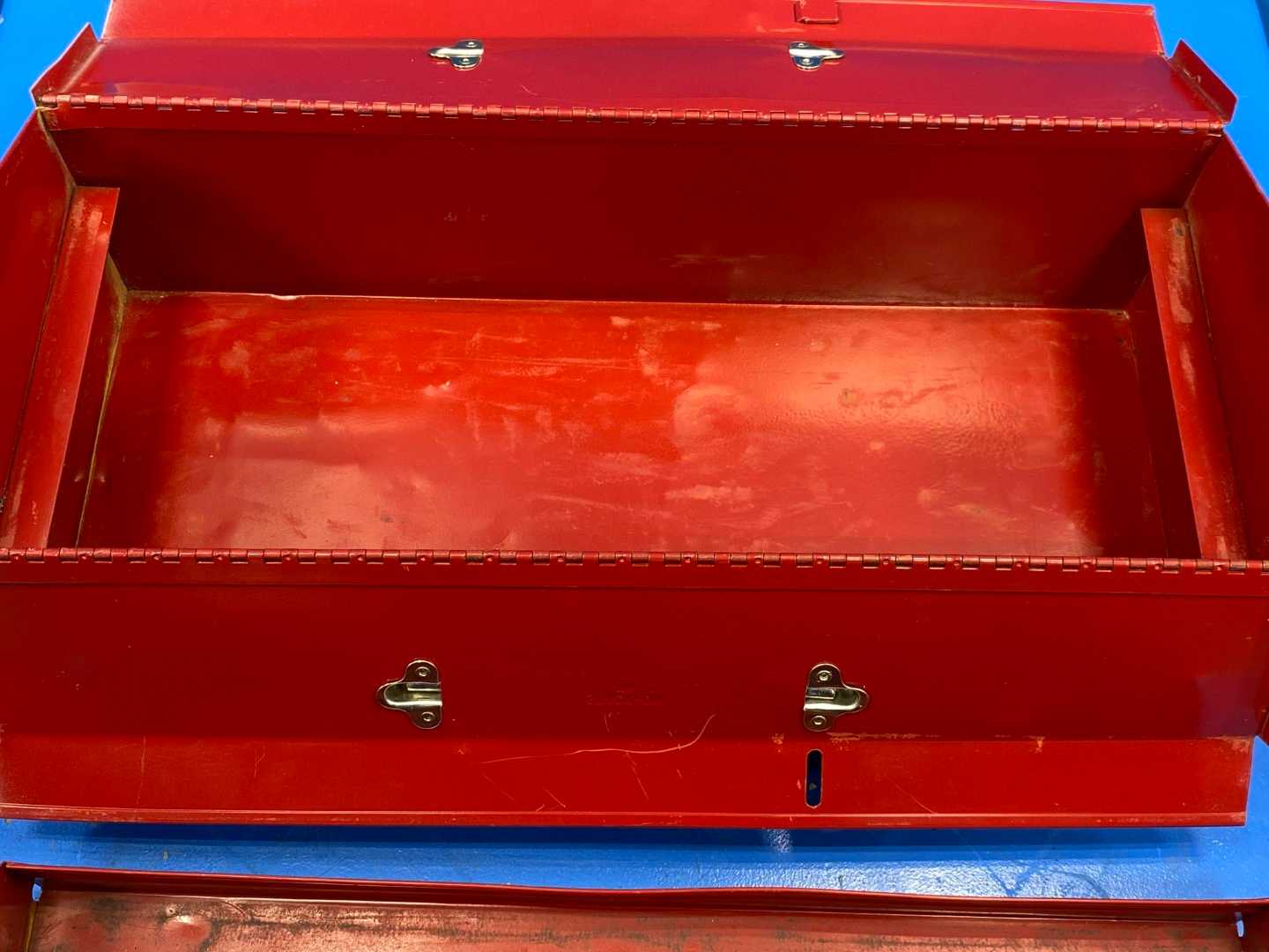 Antique T&D Metal Red tool box 8x21Lx9