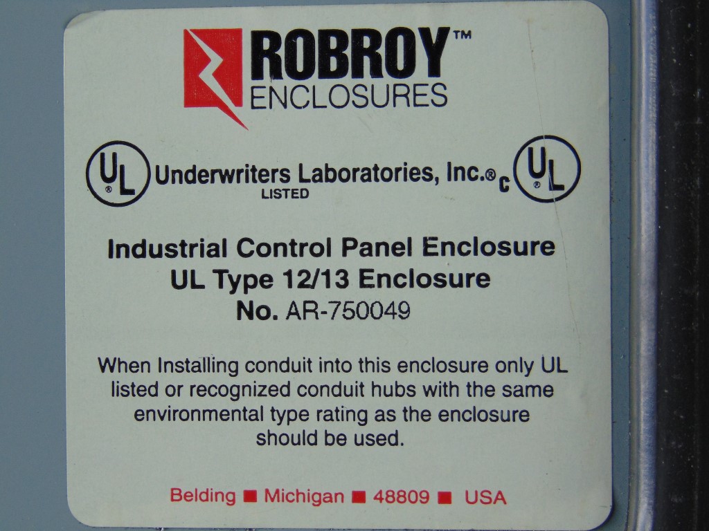 ROBROY Industrial Enclosure AR-750049 12/13 w/ Mitsubishi FX-16MR (1) FX-2DA (2)