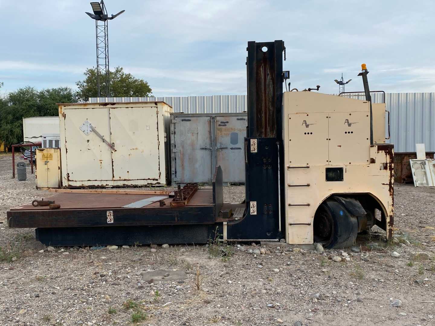 18 Ton Electric Quick Die Handling Forklift - Model 99417 MDHR-DD - Industrial Heavy-Lift Solution
