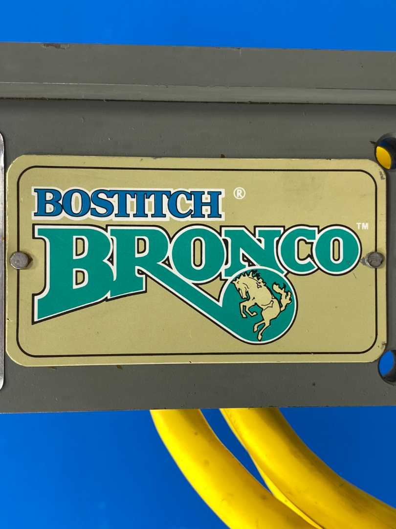 Bostitch Textron Bronco FHFS 64MD Industrial Pneumatic Stapler