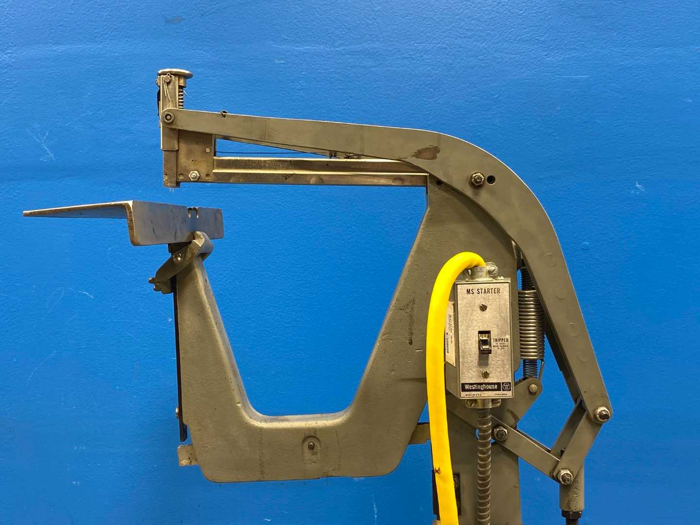 Bostitch Textron Bronco FHFS 64MD Industrial Pneumatic Stapler