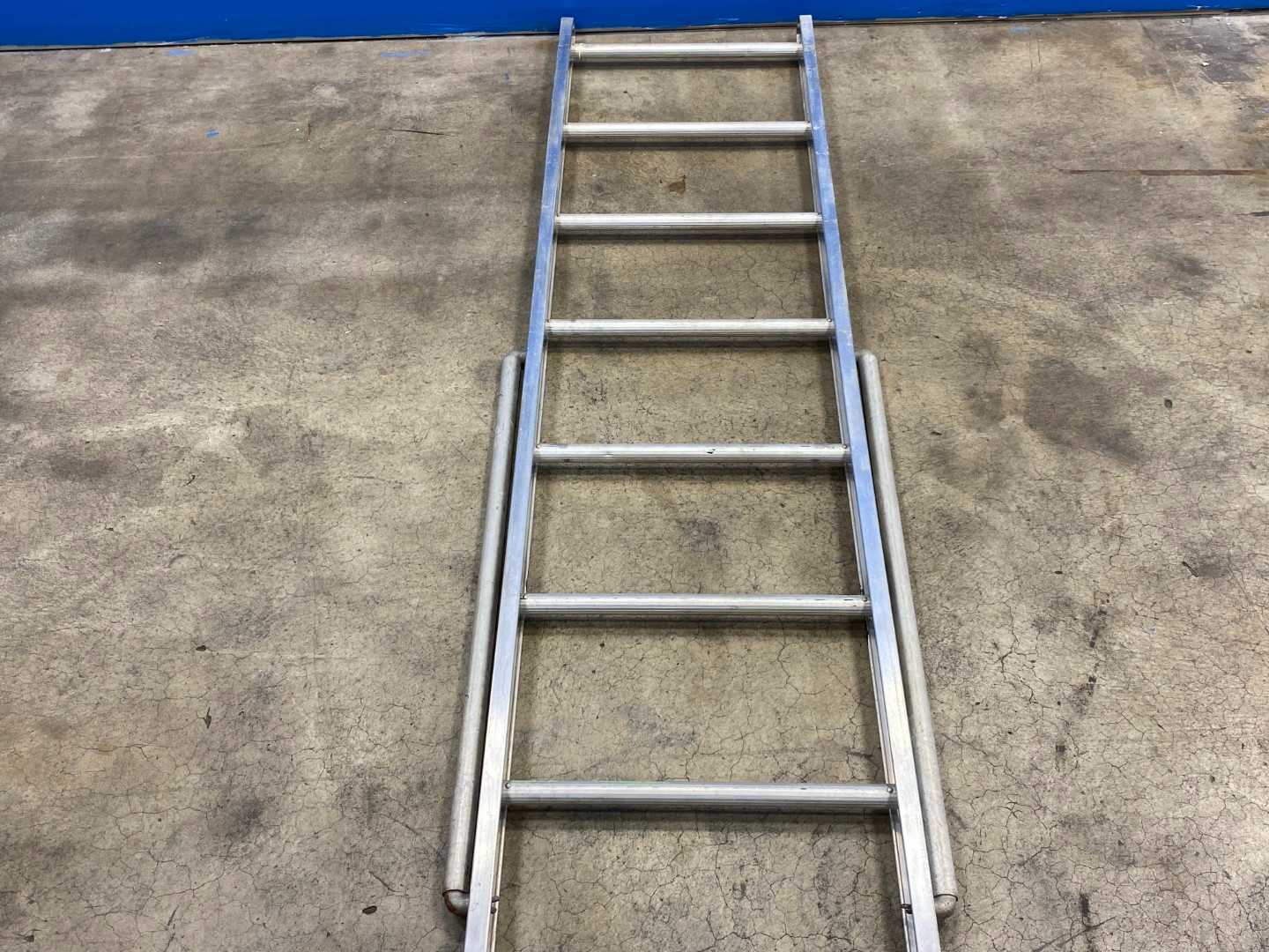 60Lx171Wx150H Louisville Scaffold Ladder and Scaffold Board 171Lx32Wx5H