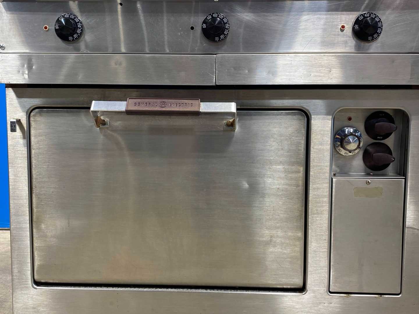 General Electric Convection Ranged Oven cr401